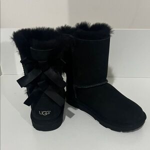 UGG kids Black Boots with Bows